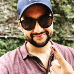 Aftab Shivdasani Instagram – YOUR RIGHT, YOUR CHOICE. Choose wisely. #VoteKarMumbai #voted 🙏🏼 🇮🇳