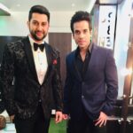 Aftab Shivdasani Instagram – Happy happy birthday my friend. Here’s wishing you the best of health, happiness, success and lots of love always. Cheers to many more great times! Lots of love from us. 
🥂🤗✨❤️
@tusshark89