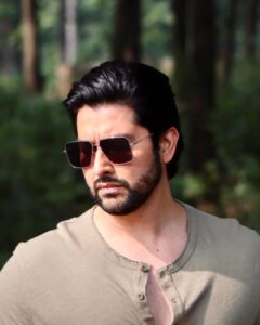 Aftab Shivdasani Instagram - “You’re going to be happy”, said life, “but first I will make you strong.” ⛰⚡️