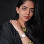 Ahana Kumar Instagram - Minimal Effort , Maximum Impact ✨ @danielwellington ‘s Black Friday sale is here with up to 50% off on products and an additional 15% off with my code ‘DWXAHAANA’ 🤍 #ad #dwindia #danielwellington