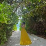Ahana Kumar Instagram - your friendly neighbourhood maalagha ☺️ dress by @ahamboutique 🌼 Maldives