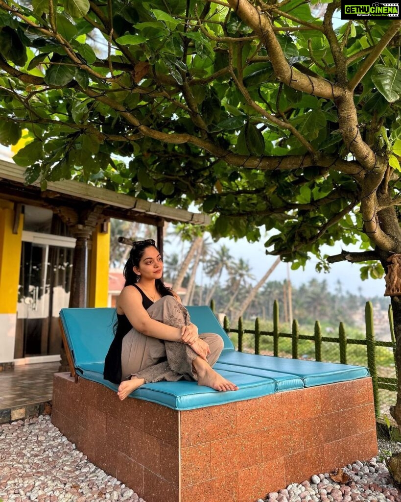 Ahana Kumar Instagram - Sometimes all I need is peace , quiet , flowers and a sunset :) At @privaseabeachvilla , a lovely little quaint cute villa I found out at Varkala. Going to come over every time , all I want to hear is the sound of waves and chirp of birds 🌊🦜