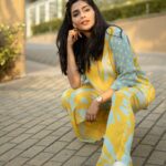 Aishwarya Lekshmi Instagram – Hoodibaaabaa!!!!! 

@styledbysmiji in @yam.india from @saltstudio 
Accessories @gentlemonster @misho_designs 
Pictures by cutie @sahal_hameed