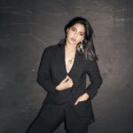 Aishwarya Lekshmi Instagram - Looking at you’ Photographed by @shaheenthaha_official Styling @styledbysmiji Wearing @osmanabdulrazak Jewellery @tribebyamrapali Makeup @dhanyaraghavan