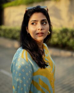 Aishwarya Lekshmi Instagram - Hoodibaaabaa!!!!! 

@styledbysmiji in @yam.india from @saltstudio 
Accessories @gentlemonster @misho_designs 
Pictures by cutie @sahal_hameed