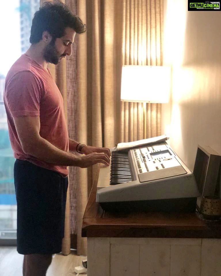 Akshay Oberoi - 1K Likes - Most Liked Instagram Photos