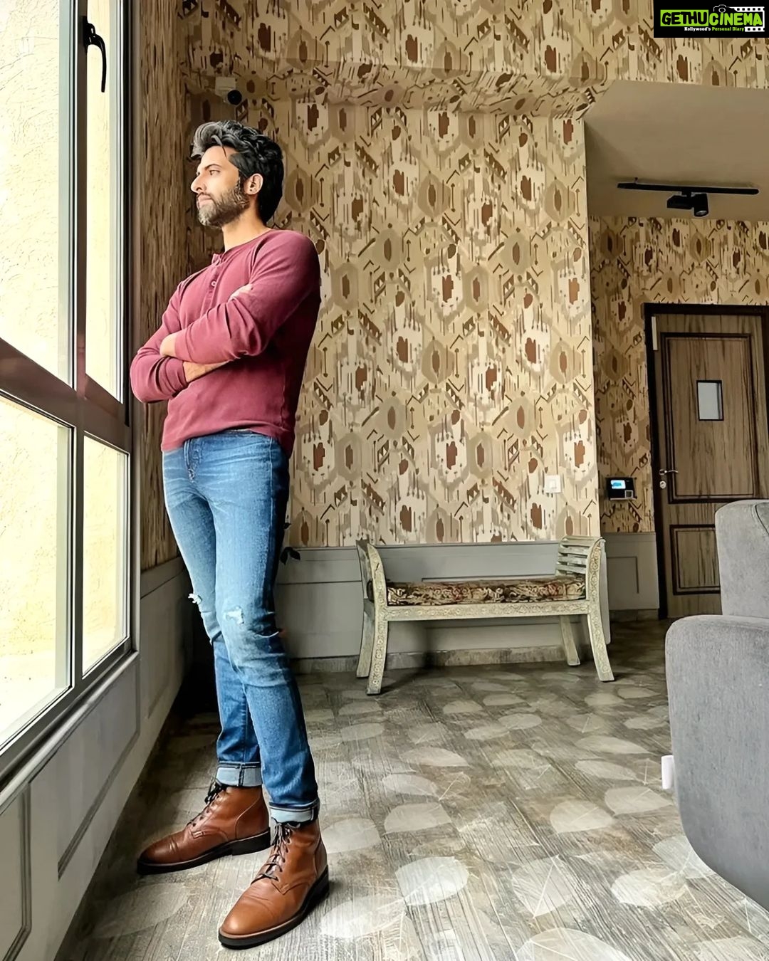 Akshay Oberoi - 1.3K Likes - Most Liked Instagram Photos