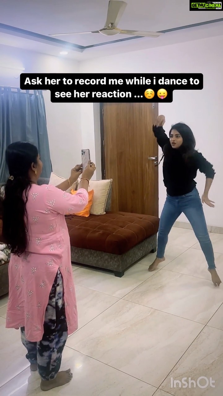 Alekhya Harika Instagram - Okay so this reel trending over everywhere doing it with their kids -family-friends I tried it with my mom 😘 and it was so much fun ❤️ Please ignore my dance , it was tough to make her smile as she was doing sincere job holding phone - that’s what she thinks 😌 #reels #trending #reelitfeelit #trendingreels #reelsinstagram
