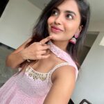 Alekhya Harika Instagram - Pinch me pink 💕🤗