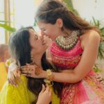 Alia Bhatt Instagram - happy birthday to the BEST person ever .. my sweetie .. my little melon smiggle pop 😘😘 I love you so much that no amount of cute - mushy - sweet sounding words will ever be enough 😭😭😭💗💗💗 Okay bye calling you in one hour 💛💛💛