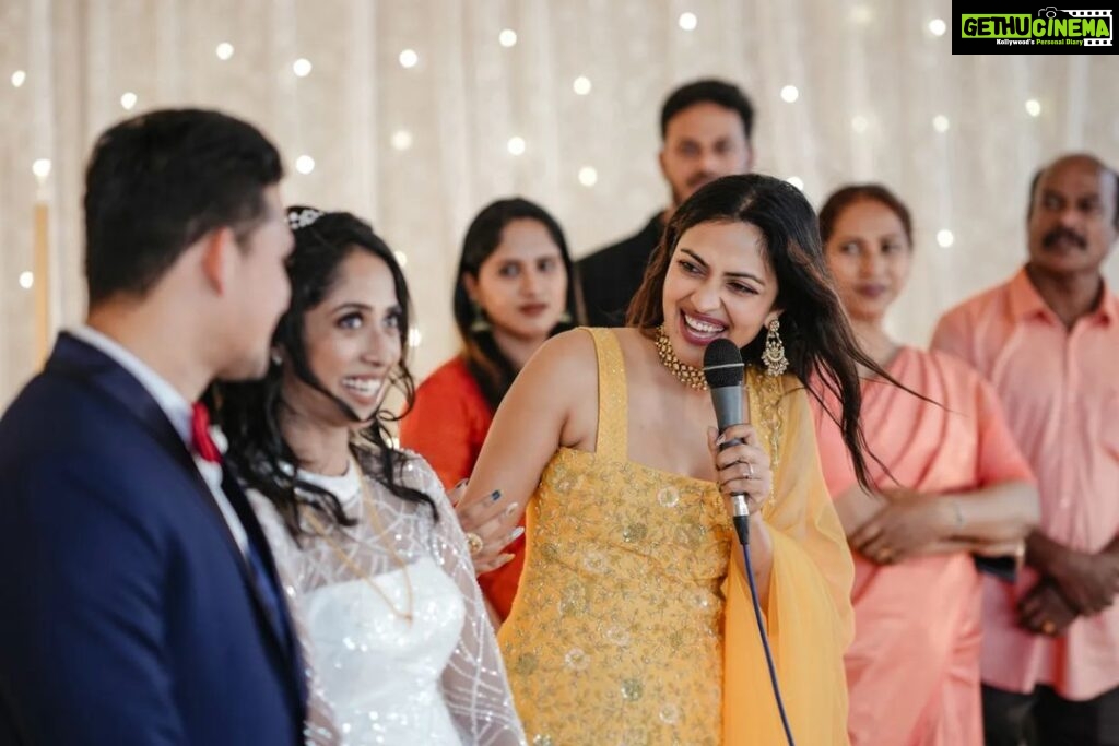 Amala Paul Instagram - My little baby sister is all grown up. Watching her start a new phase in life, makes us all swell with pride. @spread___love___raquel A special shoutout to the brother of the bride and my besttttt friend/brother Richard; it makes me immensely happy to see you take on such a big responsibility. Keep it going, Rich! @richard_joseph010 #wedding #ootd #yellow #ethnic #fambam #cousins #christianwedding #wedding #amalapaul