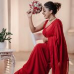 Amrutha Nair Instagram - Become the lady in Red ♥️🥵 Attire @bybbecca 📸 @travancoreads @jithuthampifm MUA @brides_of_deepthi Team @t_bibin_babu_ @jishnu_budgetweddings @padma_kumar_vinu #amruthanair #amruthanairofficial #actress #love #attitude #instagram #trending