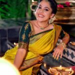 Amrutha Nair Instagram – Happy Diwali everyone ♥️

📸 @vipinjkumar 
Saree @aathvyavastra 
Blouse @vybhadesignerstudio 
Ornaments @aathvya 
MUA @blushingtone_by_veenavineeth Thiruvananthapuram, Kerala, India