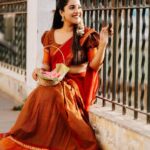 Amrutha Nair Instagram - കുരുക്ഷേത്രത്തിൽ രാവണസംഹാരം... 🥰 ആ യുദ്ധഭൂമിയിൽ സീത സ്വയംവരം... ❤ 📸 @vipinjkumar @colorpadam_photography Outfit @_angelic___threads_ Thiruvananthapuram, Kerala, India
