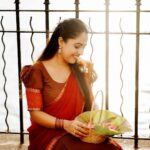 Amrutha Nair Instagram - കുരുക്ഷേത്രത്തിൽ രാവണസംഹാരം... 🥰 ആ യുദ്ധഭൂമിയിൽ സീത സ്വയംവരം... ❤ 📸 @vipinjkumar @colorpadam_photography Outfit @_angelic___threads_ Thiruvananthapuram, Kerala, India
