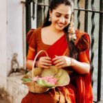 Amrutha Nair Instagram - കുരുക്ഷേത്രത്തിൽ രാവണസംഹാരം... 🥰 ആ യുദ്ധഭൂമിയിൽ സീത സ്വയംവരം... ❤ 📸 @vipinjkumar @colorpadam_photography Outfit @_angelic___threads_ Thiruvananthapuram, Kerala, India