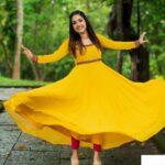 Amrutha Nair Instagram - Be your own reason to smile ♥️ 📸 @vipinjkumar Outfit @orangefashionskdkl MUA @blushingtone_by_veenavineeth Jewelry @blushingtone_rental_jewellery #trending #trendingreels #post #instagram #mallugirl #mallugram #sativiansmedia #amruthanairofficial