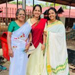 Amrutha Nair Instagram - Gud Mrng ♥️ #family #love #traditional #morningvibes #temple #divine #peace #kerala #godsowncountry #sativiansmedia Kottarakkara Sree Mahaganapathi Temple