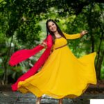 Amrutha Nair Instagram - Be your own reason to smile ♥️ 📸 @vipinjkumar Outfit @orangefashionskdkl MUA @blushingtone_by_veenavineeth Jewelry @blushingtone_rental_jewellery #trending #trendingreels #post #instagram #mallugirl #mallugram #sativiansmedia #amruthanairofficial