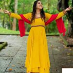 Amrutha Nair Instagram - Let me get into the roots and find my untold stories!! Outfit @orangefashionskdkl 📸 @vipinjkumar MUA @blushingtone_by_veenavineeth Jewelry @blushingtone_rental_jewellery