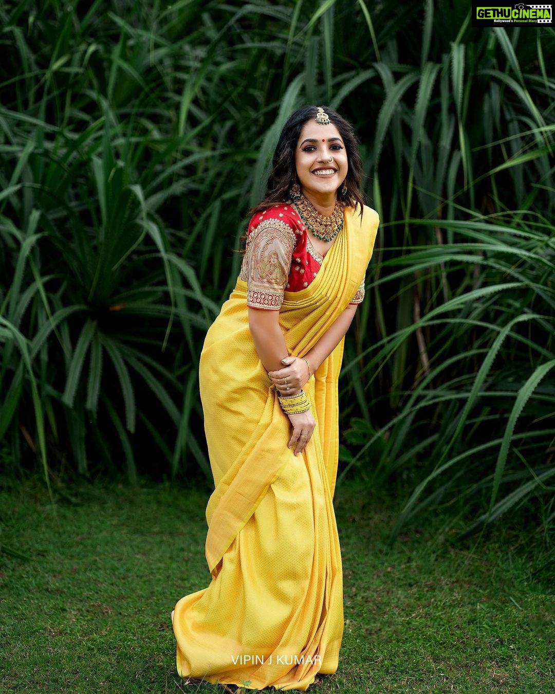 Amrutha Nair Instagram - I am proud of myself because I love myself the way I am ♥️ 📸 @vipinjkumar Attire @isha_collections_by_rubiya MUA @roshnistvm Ornaments @noopura_by_geethu_ullas #beech #wind#instagram #instagirls #trending #sativiansmedia