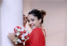 Amrutha Nair Instagram - ♥️ 📸 @jithuthampifm @travancoreads Outfit @bybbecca MUA @brides_of_deepthi