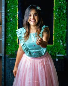 Amrutha Nair Instagram - I m a mirror ball,spinning in my highest heels💃

📸 @vipinjkumar 
Attire @smgclothingstudio 
MUA @roshnistvm 

#photo  #photoshoot #photographer #modelingshoot #sativiansmedia