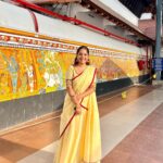 Amrutha Nair Instagram - Guruvayurappante nadayil ❤️ . . Outfit @liven_style #sativiansmedia Guruvayur Temple ഗുരുവായൂർ ക്ഷേത്രം