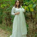 Amrutha Nair Instagram - Classy White 🤍 👗 @alazhani_boutique #sativiansmedia Trivandrum, India