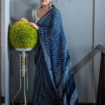 Amrutha Nair Instagram - An iridescent vision of beauty incorporated with elegance, Seematti the Inside Hunt, is a saga that is weaved with the ebullience of sheer craftsmanship merged with exotic designs. Experience luxury and fashion in the most finest and simplest way! The exuberant and vibrant collection in Seematti has left me in awe!! Don't wait for long, as the festival collection is till Jan 15th only. Avail surprise Xmas gifts from Seematti by taking a screenshot of the code that is added in this post. . . @seemattitextiles . . #insideseematti #seematti 📸@vipinjkumar Trivandrum, India