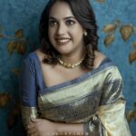Amrutha Nair Instagram - Just smile ❤ Attire @mayurika_thefreshfashion 📸 @colorpadam_photography MUA @blushingtone_beauty_salon Accessories @aathvyavastra Trivandrum, India