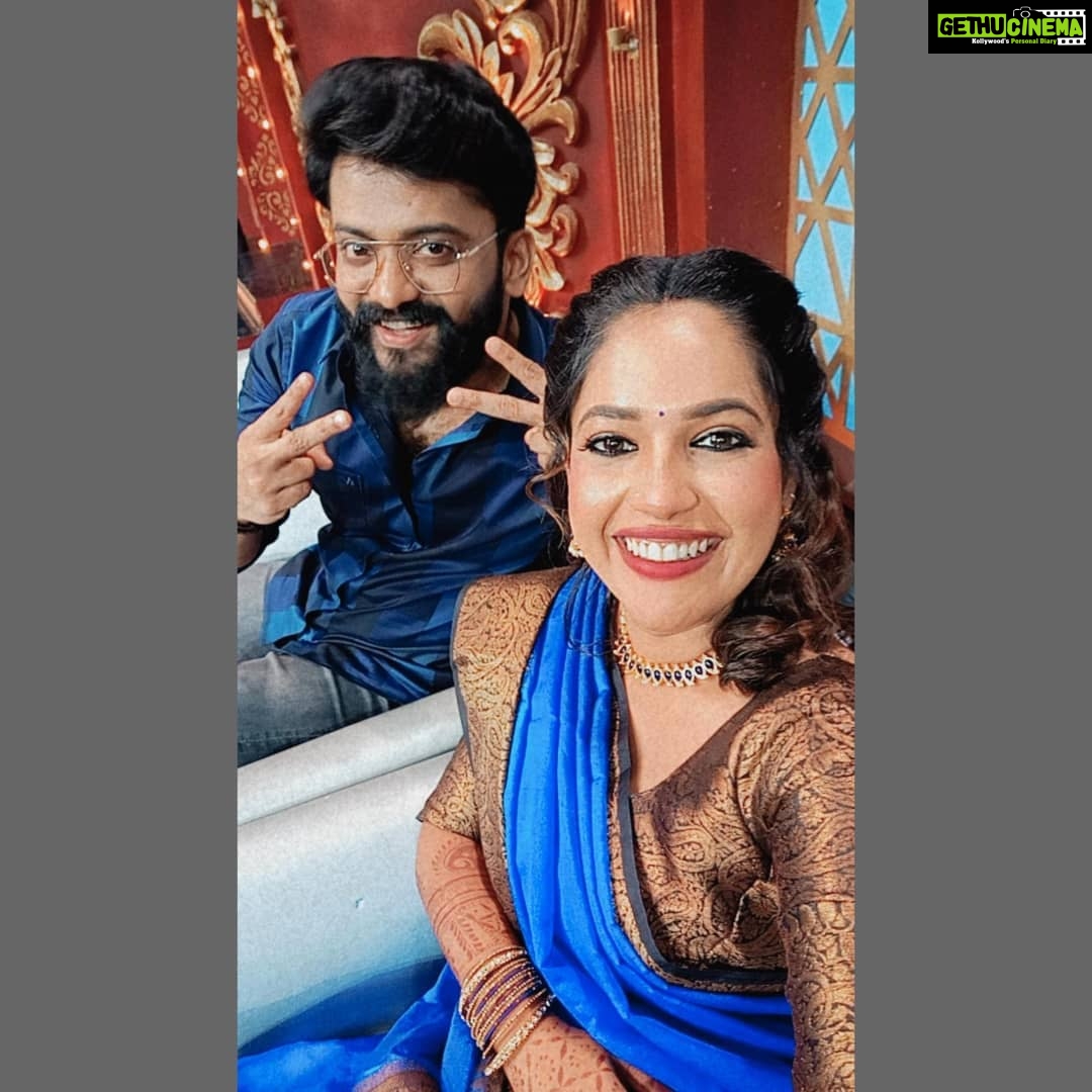 Amrutha Nair Instagram - 1st meet ❤@manikuttantj Asianet Studio Complex Puliyarakonam