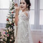 Amrutha Nair Instagram - Getting ready for another year with peace and love! Let me fly to my future with an ease ! Attire @gsensemble_official 📸 @jithuthampifm @travancoreads Team @t_bibin_babu_ @signature_by_jithin @padma_kumar_vinu MUA @brides_of_deepthi Blouse design @vybhadesignerstudio