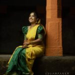 Amrutha Nair Instagram - ഓരോ പ്രഭാതങ്ങളും ഓരോ തുടക്കമാണ്.. അസ്തമയം നാളുയുടെ പ്രേതീക്ഷയും ❤ 📸 @colorpadam_photography Attire @tanirika_collectio 💄@brides_of_deepthi Thiruvananthapuram, Kerala, India