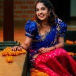 Amrutha Nair Instagram - ഒരാളെപ്പോലെ ഏഴു പേരുണ്ടാകും എന്നുപറയുന്നതൊക്കെ വെറുതെയ എന്നെപോലെ ഞാൻ മാത്രമേ ഒള്ളൂ 😂😬🤭❤ 📸 @colorpadam_photography Attire @zaaya_h 💄@brides_of_deepthi Thiruvananthapuram, Kerala, India