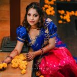 Amrutha Nair Instagram - നിൻ മൗനമോ പൂമാനമായി നിൻ രാഗമോ ഭൂപാളമായി എൻ മുന്നിൽ നീ പുലർകാന്യയായി ❤ 📸 @colorpadam_photography Attire @zaaya_h 💄 @brides_of_deepthi Trivandrum, India