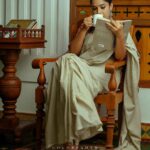 Amrutha Nair Instagram - കാത്തിരിക്കുന്നു... വിശ്വാസം നഷ്ടപ്പെട്ട പ്രണയത്തിന് വേണ്ടിയല്ല.. ഉറക്കം നഷ്ട്ടപെടുത്തിയ സ്വപ്നത്തിന് വേണ്ടി..❤🥰 Attire @brand_nithara_ 📸 @colorpadam_photography MUA @eternalmakeovers Aadisaktthi Ayurveda Village