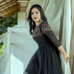Amrutha Nair Instagram - അപ്രതീക്ഷിതമായ ചില മാറ്റങ്ങൾ പിന്നീട് മനസിലാക്കിത്തരും ബദ്ധങ്ങളുടെ ആഴവും, വിലയും, മൂല്യവും.. 🥰 👗 @neelima_designs 📸 @colorpadam_photography MUA @eternalmakeovers Location @aadisaktthi_ayurveda #photography #photoshoot #photooftheday #lovequotes #lovestory #love #pic #motivationalquotes #model #modeling #modelshoot #makeupartist # Aadisaktthi Ayurveda Village