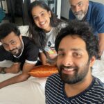 Amrutha Nair Instagram - Another world of ma happiness ❤😘😘 @kkmenonz @noobin_johny @anandnarayan.official @athira_madhav Thiruvananthapuram, Kerala, India