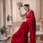 Amrutha Nair Instagram - Become the lady in Red ♥️🥵 Attire @bybbecca 📸 @travancoreads @jithuthampifm MUA @brides_of_deepthi Team @t_bibin_babu_ @jishnu_budgetweddings @padma_kumar_vinu #amruthanair #amruthanairofficial #actress #love #attitude #instagram #trending