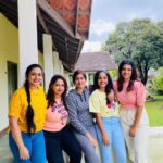 Amrutha Nair Instagram - ❤Ma girls ❤😘 @megha_mathew_ @rahimanreneesha @ammuzz_amrutha @shilpamartin_offi @arundhathii_nairr 👚@kappa_fashn Springdale Heritage