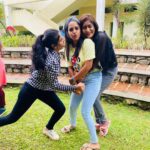 Amrutha Nair Instagram - ❤Ma girls ❤😘 @megha_mathew_ @rahimanreneesha @ammuzz_amrutha @shilpamartin_offi @arundhathii_nairr 👚@kappa_fashn Springdale Heritage