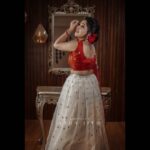 Amrutha Nair Instagram - നമ്മുടെ ജീവിതത്തിൽ സംഭവിക്കുന്നഓരോ ചെറിയ കാര്യത്തിലും സന്തോഷം കണ്ടെത്താൻ സാധിച്ചാൽ അതുതന്നെയാണ് ഏറ്റവും വലിയ വിജയം ❤ Outfit @golden__hues MUA @aswathybeautyparlour 📸 @mr_arunjith Thiruvananthapuram, Kerala, India