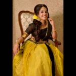 Amrutha Nair Instagram - ഓർമ്മകൾ ജീവിതത്തിൽ നിന്നും പടിയിറങ്ങി പോകുന്ന ഓരോ നിമിഷവും നാളത്തെ സന്തോഷത്തിന്റെയും സങ്കടകളുടെയും ഓർമകളാകുന്നു... ❤ Pic @dulkifil_photography Costume @thiruvathira_makeover_studio_ MUA @thiruvathira_makeover_studio_ Jewelry @nidhisai_jewellery Trivandrum, India