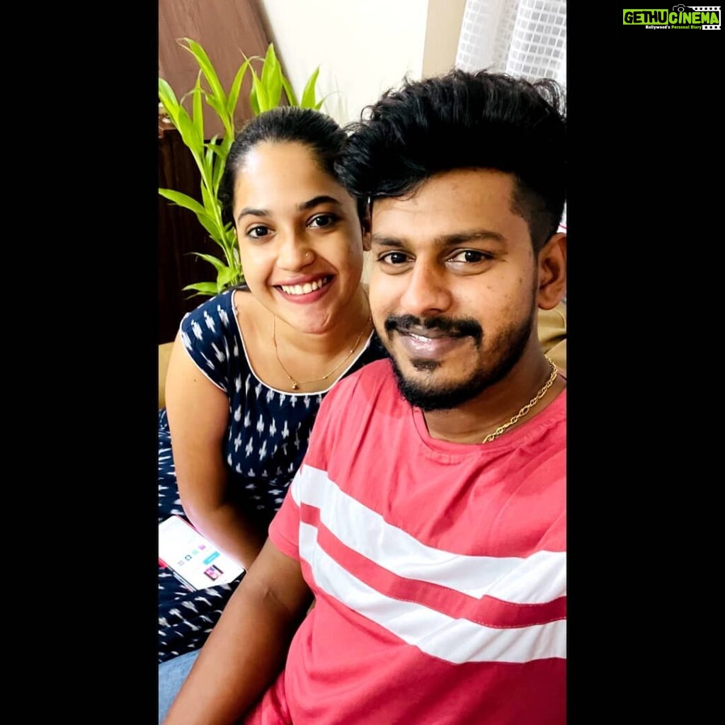 Amrutha Nair Instagram - Most favorite person ❤❤❤❤@imrahulkichu ma best friend ❤ Outfit @oviya_boutique Thiruvananthapuram, Kerala, India