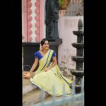 Amrutha Nair Instagram - വാക്കുകൾക്ക് ശബ്ദം നഷ്ട്ടമാകുന്നിടത്ത് നിന്റെ നോട്ടങ്ങൾ എന്നിൽ ഹൃദയമിടിപിന്റെ താളം വർധിപ്പിക്കുന്നു... ❤ Outfit @kerala_sarees_settu_mundu Jewelry @mayukhi.store 📸 @vipinjkumar Thiruvananthapuram, Kerala, India