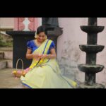 Amrutha Nair Instagram - വാക്കുകൾക്ക് ശബ്ദം നഷ്ട്ടമാകുന്നിടത്ത് നിന്റെ നോട്ടങ്ങൾ എന്നിൽ ഹൃദയമിടിപിന്റെ താളം വർധിപ്പിക്കുന്നു... ❤ Outfit @kerala_sarees_settu_mundu Jewelry @mayukhi.store 📸 @vipinjkumar Thiruvananthapuram, Kerala, India