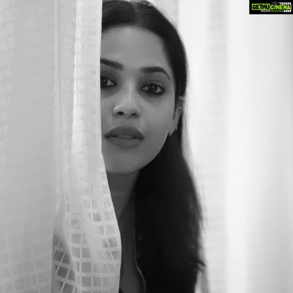 Amrutha Nair Instagram - ❤ Outfit @anvikas_collections Pic @aravind_venu_photography Thiruvananthapuram, Kerala, India