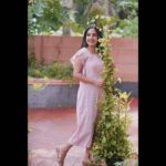 Amrutha Nair Instagram - ആർക്കെങ്കിലുമൊക്കെ പ്രിയപ്പെട്ടതായിരിക്കുക. കാരണം അത് ഏറെ മനോഹരമായ ഒരു കാര്യമാണ്.❤❤ 👗 @tanirika_collectio Pic @vipinjkumar Thiruvananthapuram, Kerala, India
