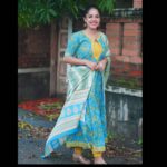 Amrutha Nair Instagram - മയിലായ് പറന്നു വാ മഴവില്ല് തോൽക്കുമെന്നഴകേ...😀😁 Pic @vipinjkumar 👗 @ammusboutiques Thiruvananthapuram, Kerala, India